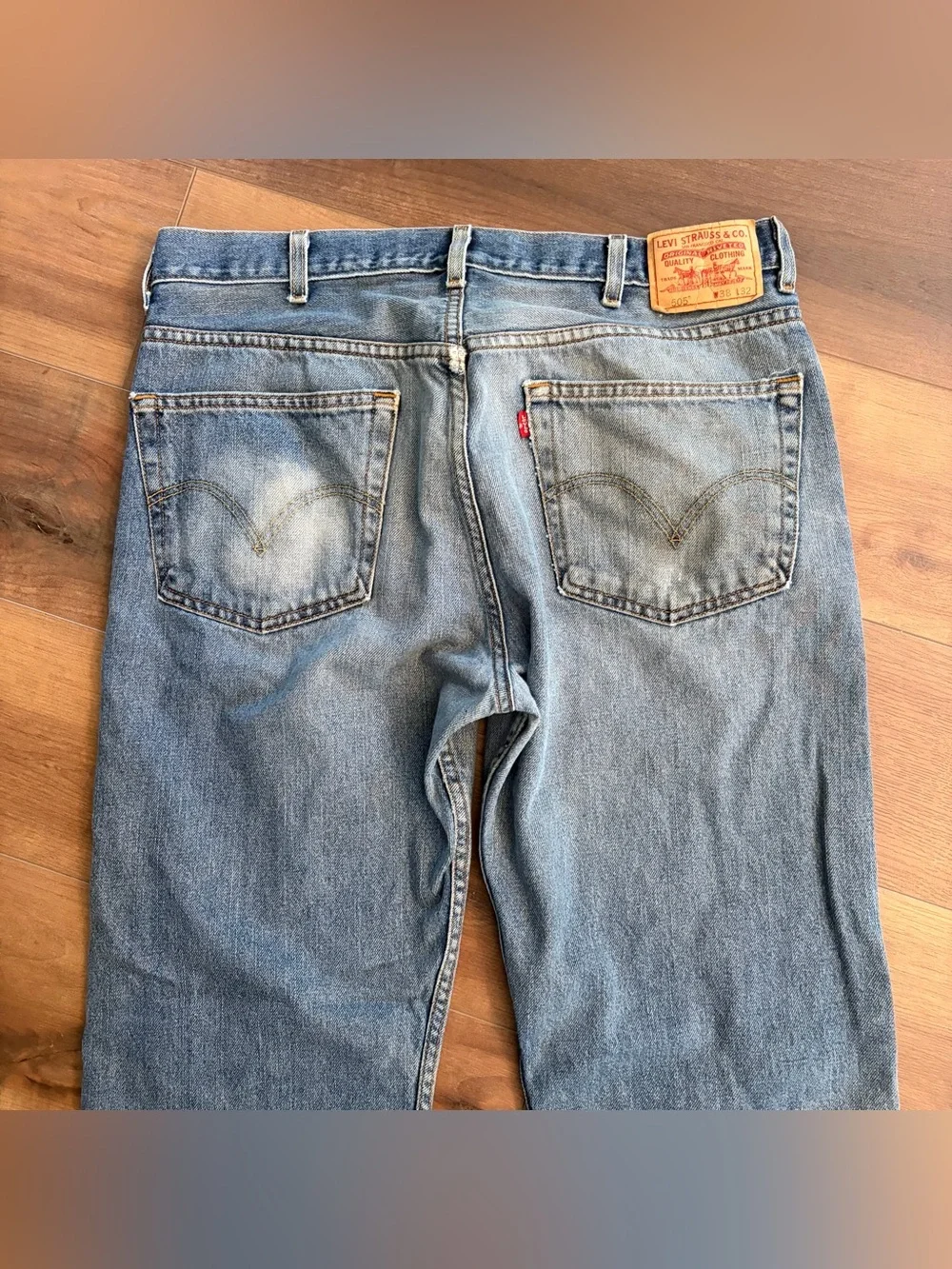 Vintage Y2K Levi’s 505 Regular Fit Faded Distressed Denim Blue Jeans Mens 38x32
